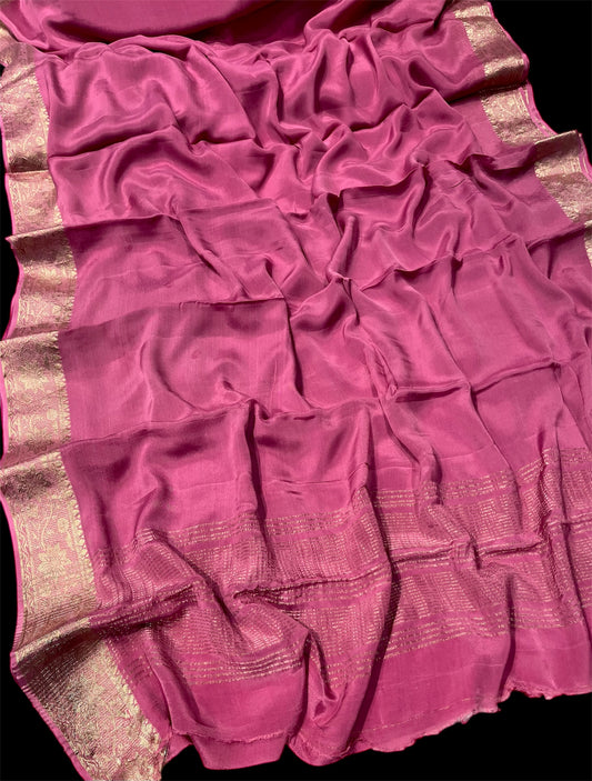 TURKISH ROSE COLOUR PLAIN CHINON SAREE WITH GOLDEN ZARI WOVEN BORDER AND CREPE BLOUSE (DELIVERY IN 20 DAYS)