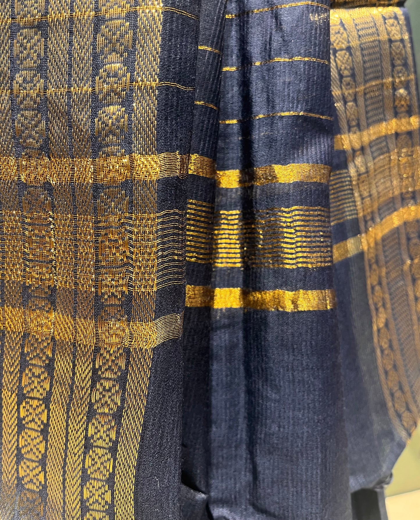 DENIM BLUE MAHESHWARI SAREE EMBELLISHED WITH ZARI WEAVES (DELIVERY IN 20 DAYS)