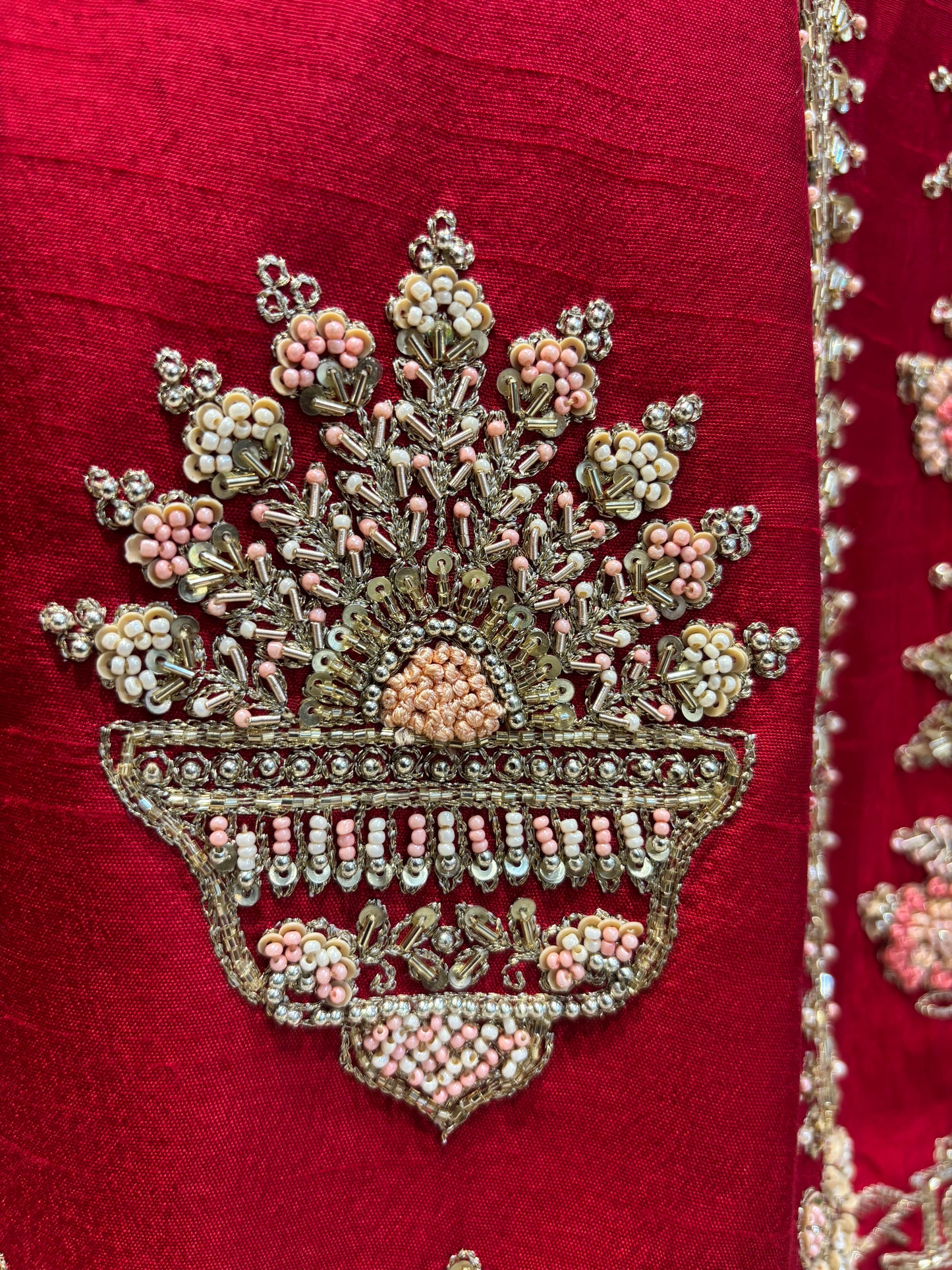 RED PURE SILK HAND EMBROIDERED BRIDAL WEDDING LEHENGA WITH DOUBLE DUPATTA ( DELIVERY IN 45 DAYS )