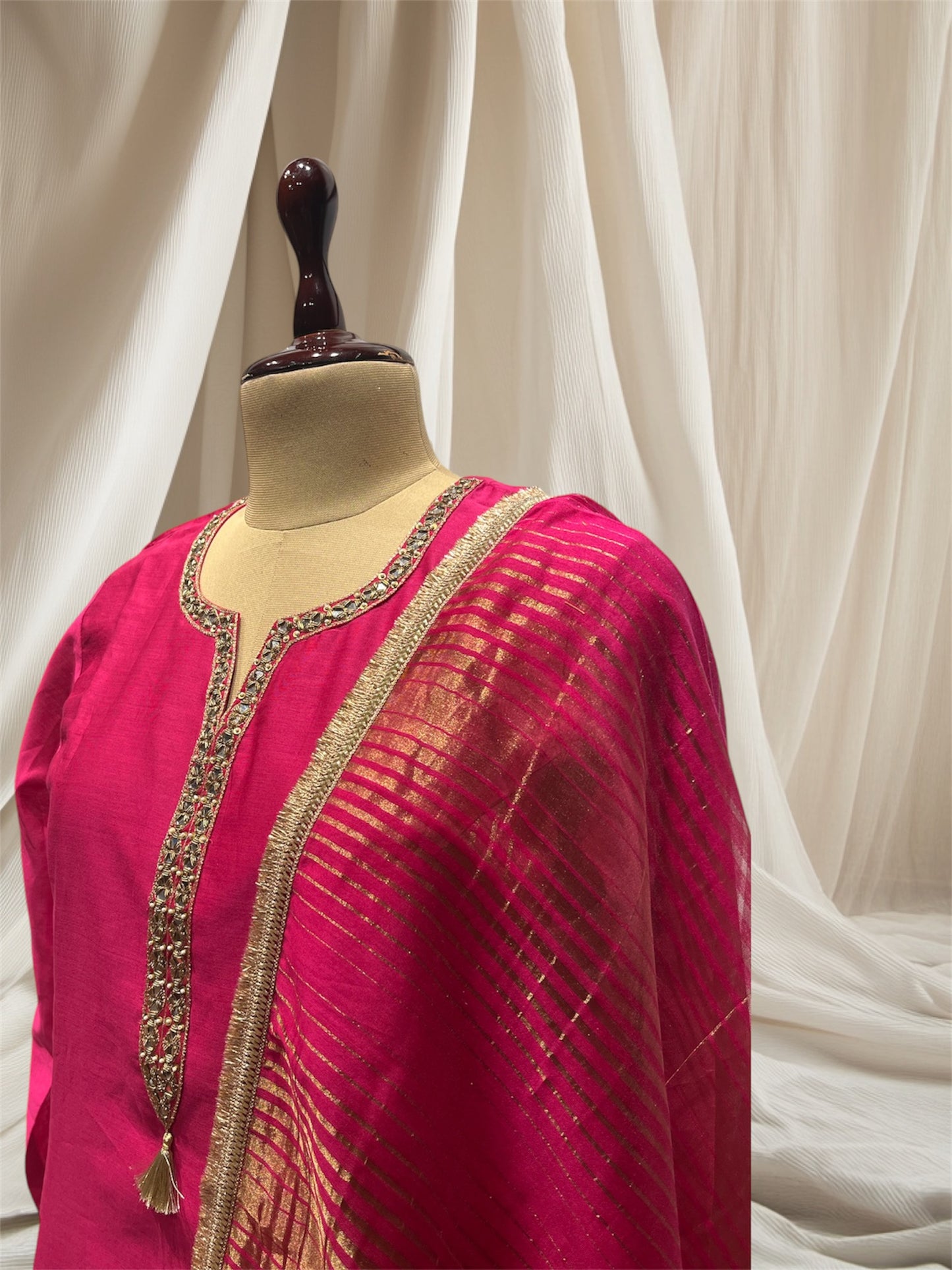 RANI PIKE COLOR CHANDERI TISSUE FABRIC ZARDOZI HAND EMBROIDERED KURTI SET WITH DUPATTA