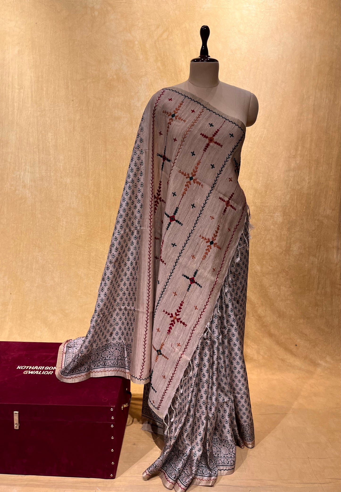 BEIGE COLOUR TUSSAR SILK SAREE EMBELLISHED WITH KATHA WORK