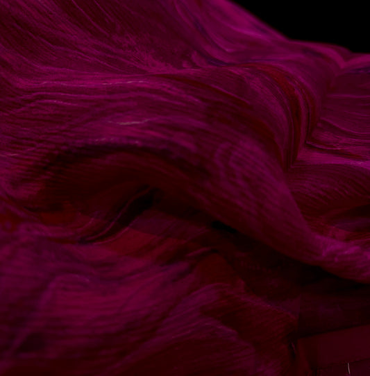 MAGENTA COLOUR PURE PLATINUM CHIFFON PRINTED SAREE WITH CREPE SILK BLOUSE - Kothari Sons