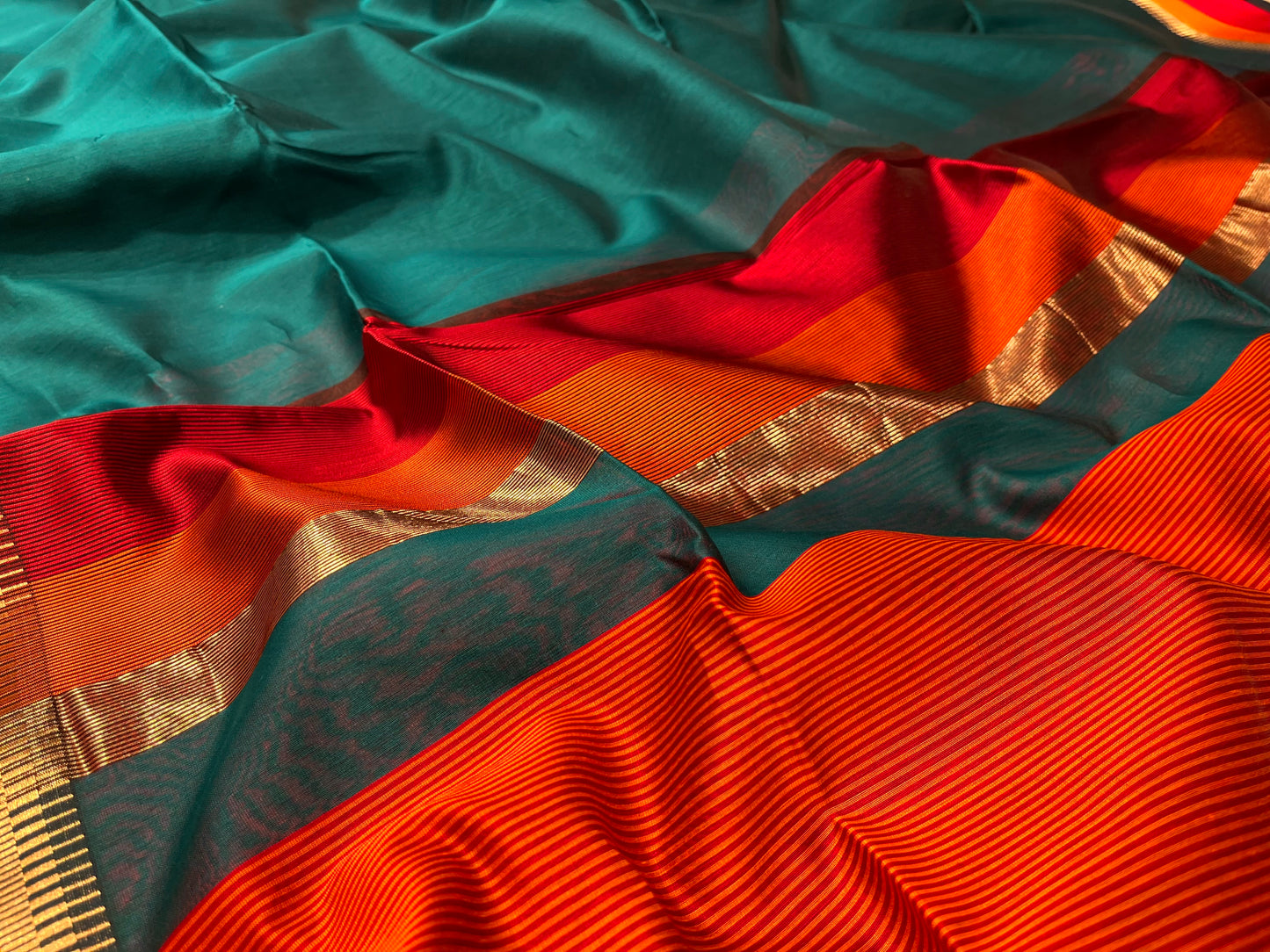 TEAL GREEN COLOUR PURE COTTON SILK MAHESHWARI SAREE WITH ZARI BORDER