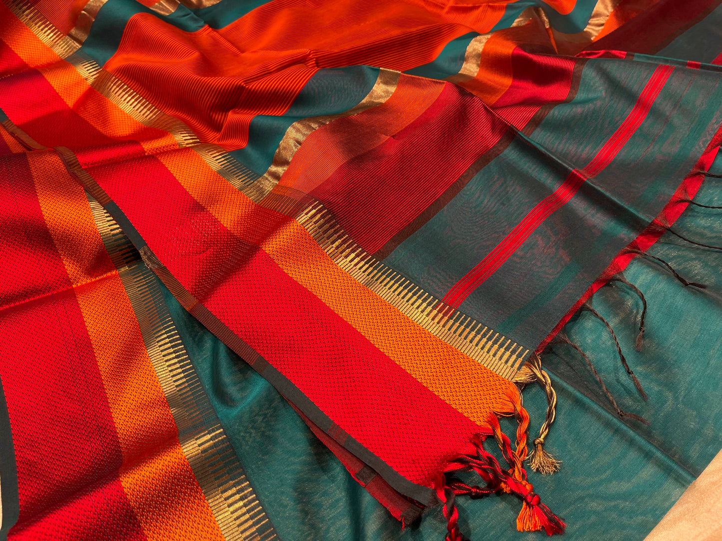 TEAL GREEN COLOUR PURE COTTON SILK MAHESHWARI SAREE WITH ZARI BORDER
