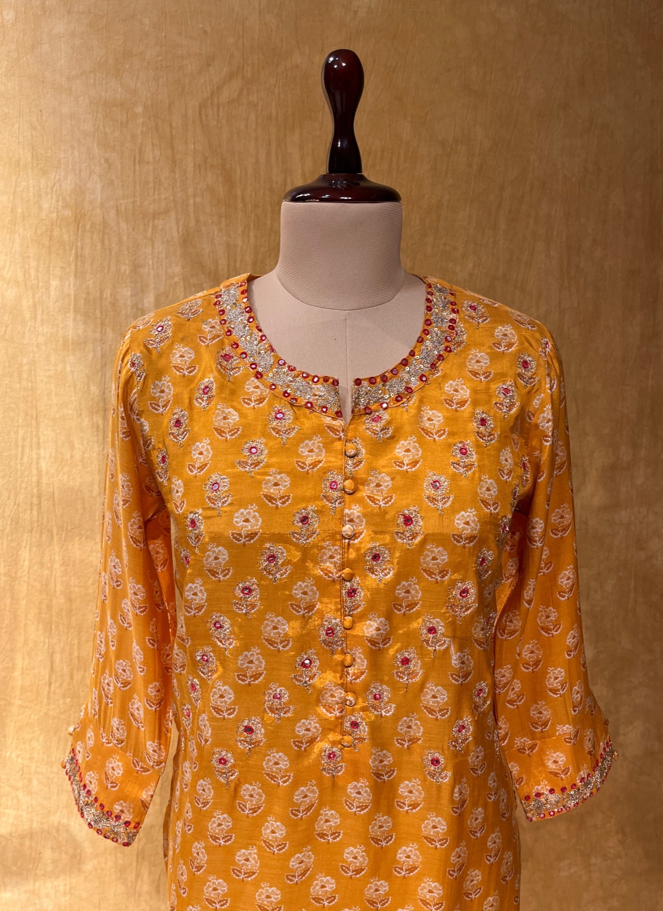MUSTARD COLOUR MUSLIN SILK KURTA PANT SET EMBELLISHED WITH MIRROR & AARI WORK