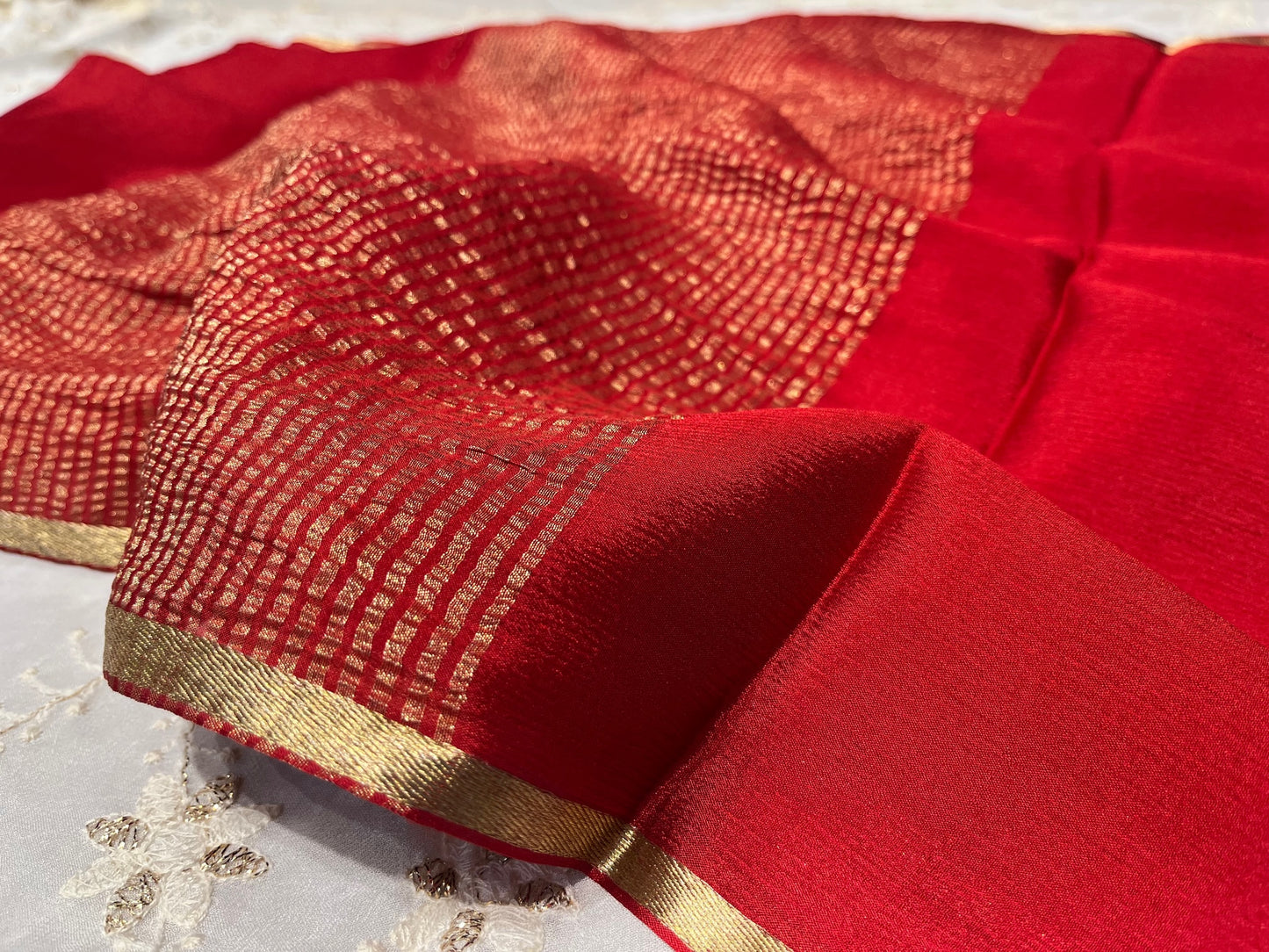 RED COLOUR PURE CHIFFON SAREE WITH ZARI BORDER