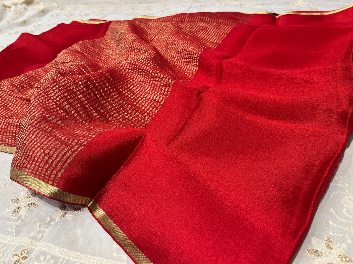 RED COLOUR PURE CHIFFON SAREE WITH ZARI BORDER