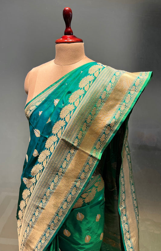 GREEN COLOUR PURE KATAN SILK BANARASI SAREE EMBELLISHED WITH ZARI WEAVES