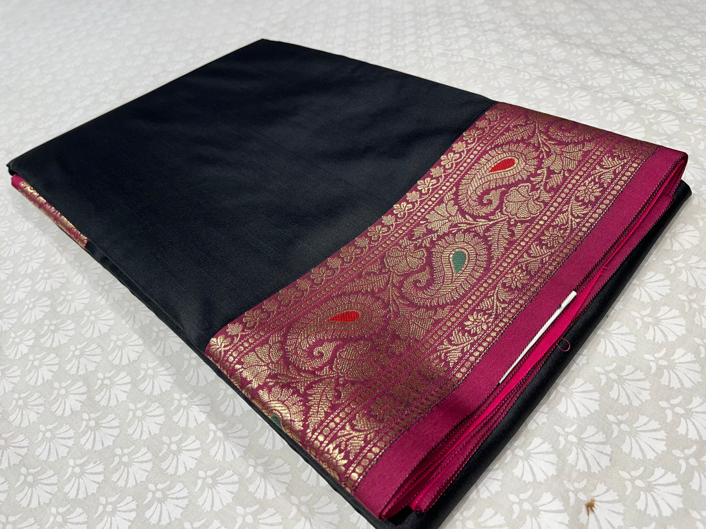 BLACK COLOUR ART SILK SAREE EMBELLISHED WITH ZARI WEAVES PALLA & BORDER