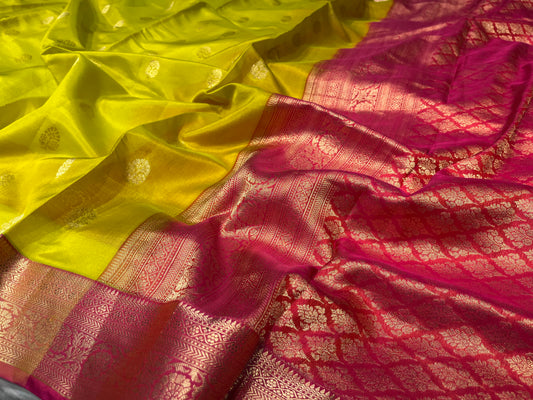 PARROT GREEN COLOUR PURE GADWAL SILK SAREE EMBELLISHED WITH ZARI BORDER