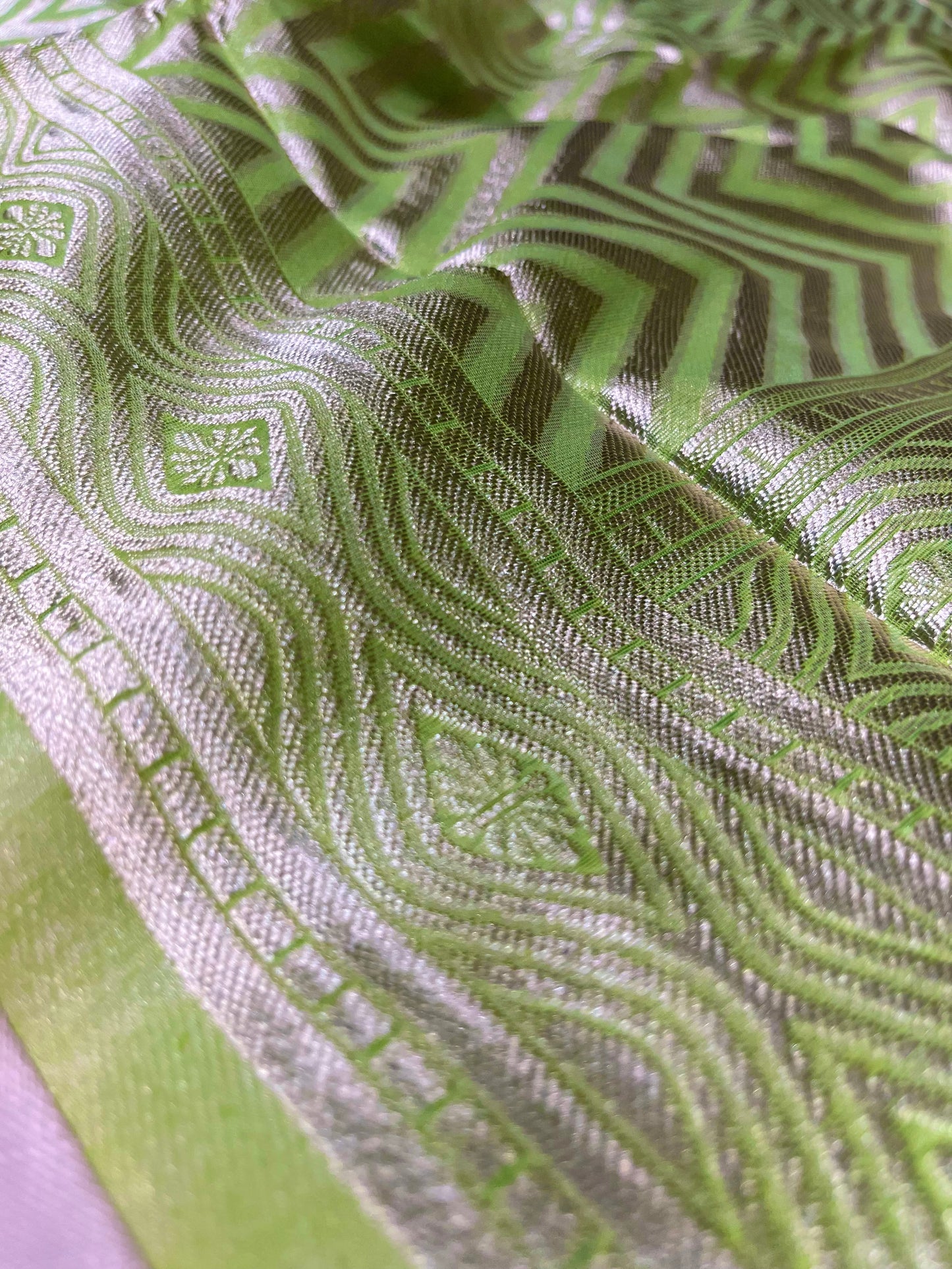GREEN COLOUR COTTON SILK SAREE