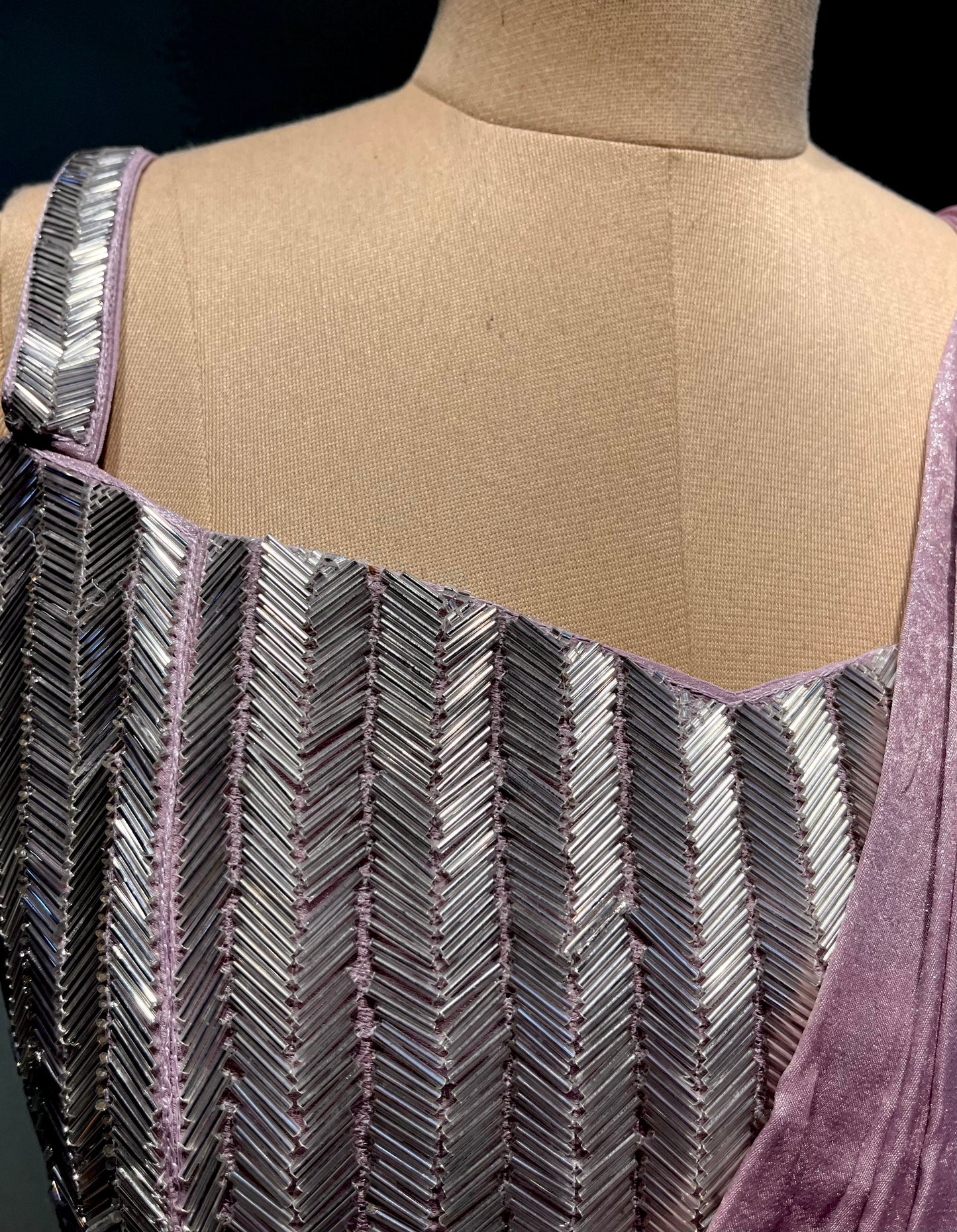 MAUVE COLOUR SHIMMER READYMADE SAREE WITH EMBROIDERED BLOUSE EMBELLISHED WITH CUTDANA WORK