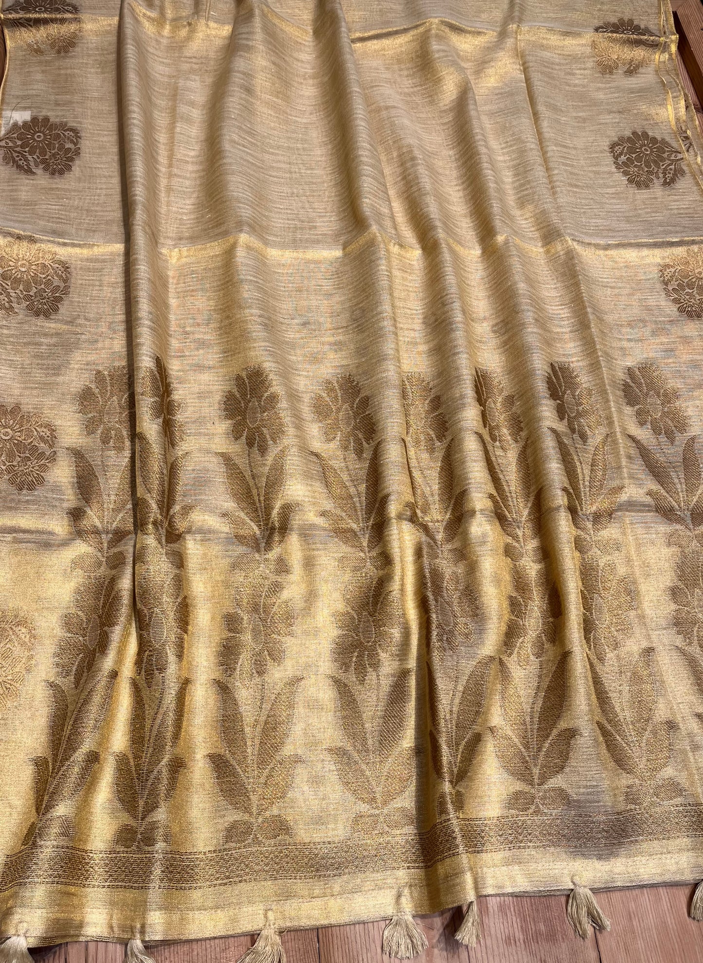 OFF WHITE COLOUR TISSUE SAREE