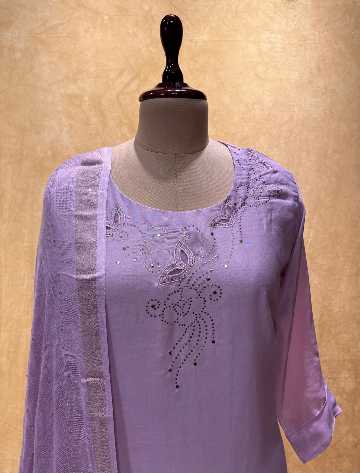 LAVENDER COLOUR READYMADE SUIT