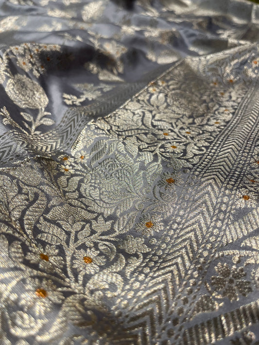 GREY COLOUR KOSA SILK SAREE EMBELLISHED WITH ZARI WEAVES