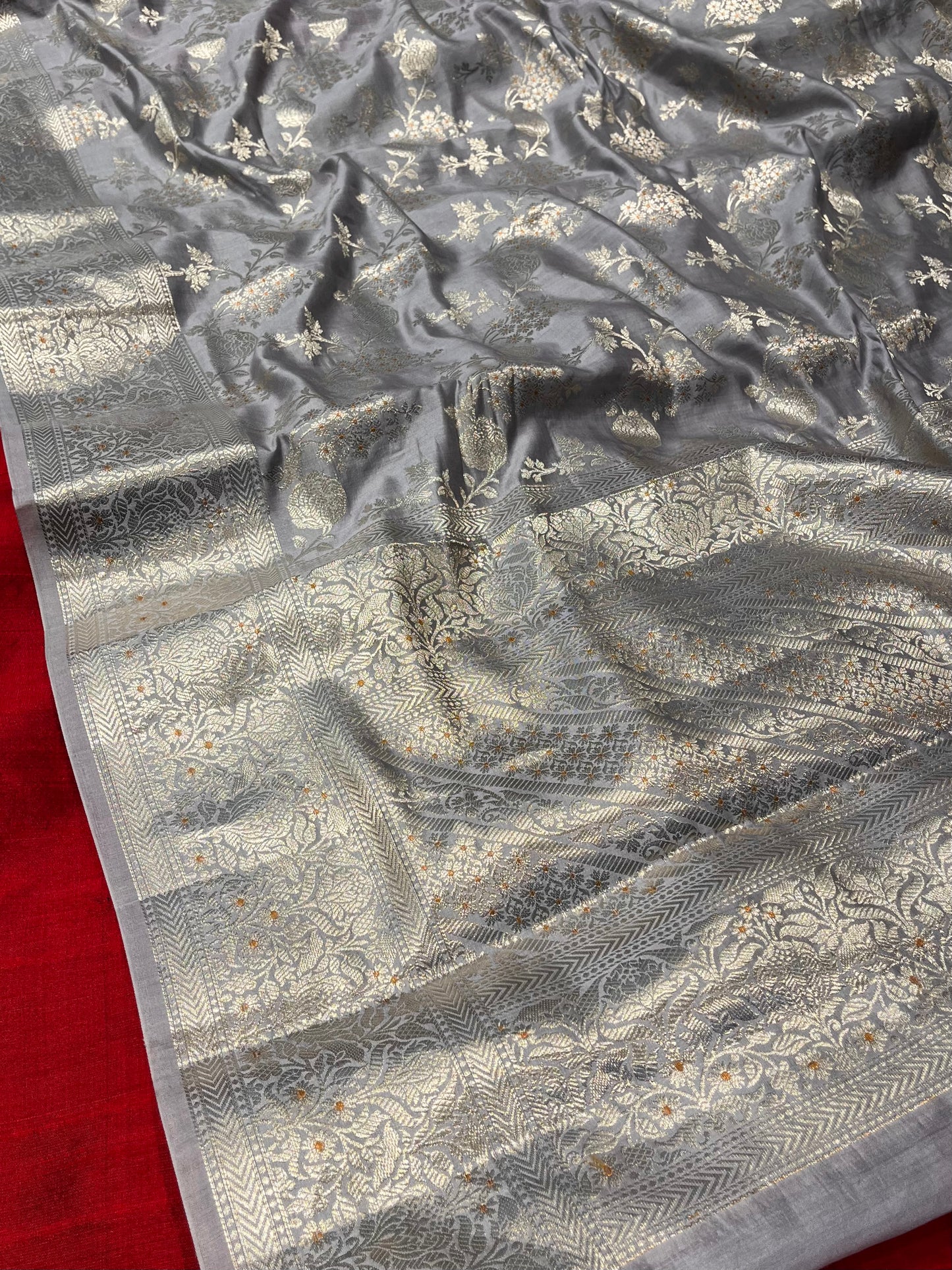 GREY COLOUR KOSA SILK SAREE EMBELLISHED WITH ZARI WEAVES - Kothari Sons