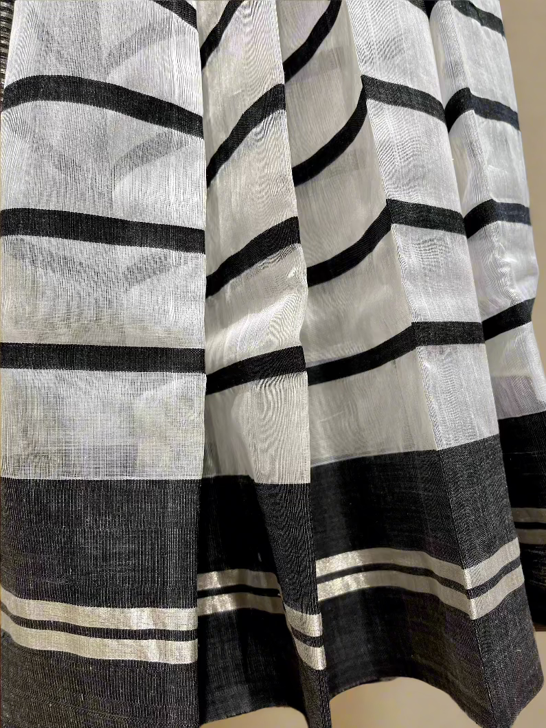 WHITE HANDWOVEN CHANDERI SAREE