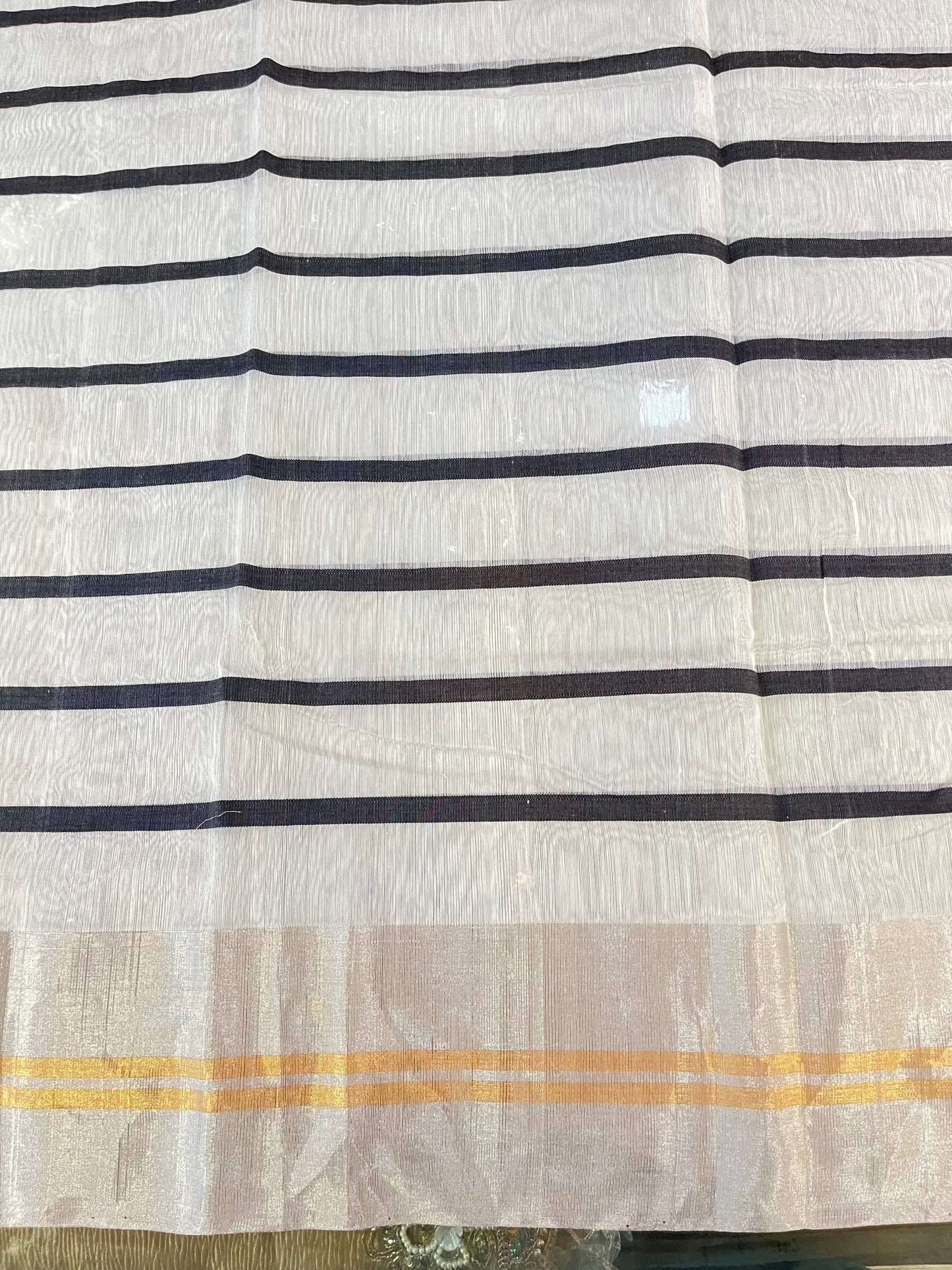 WHITE HANDWOVEN CHANDERI SAREE