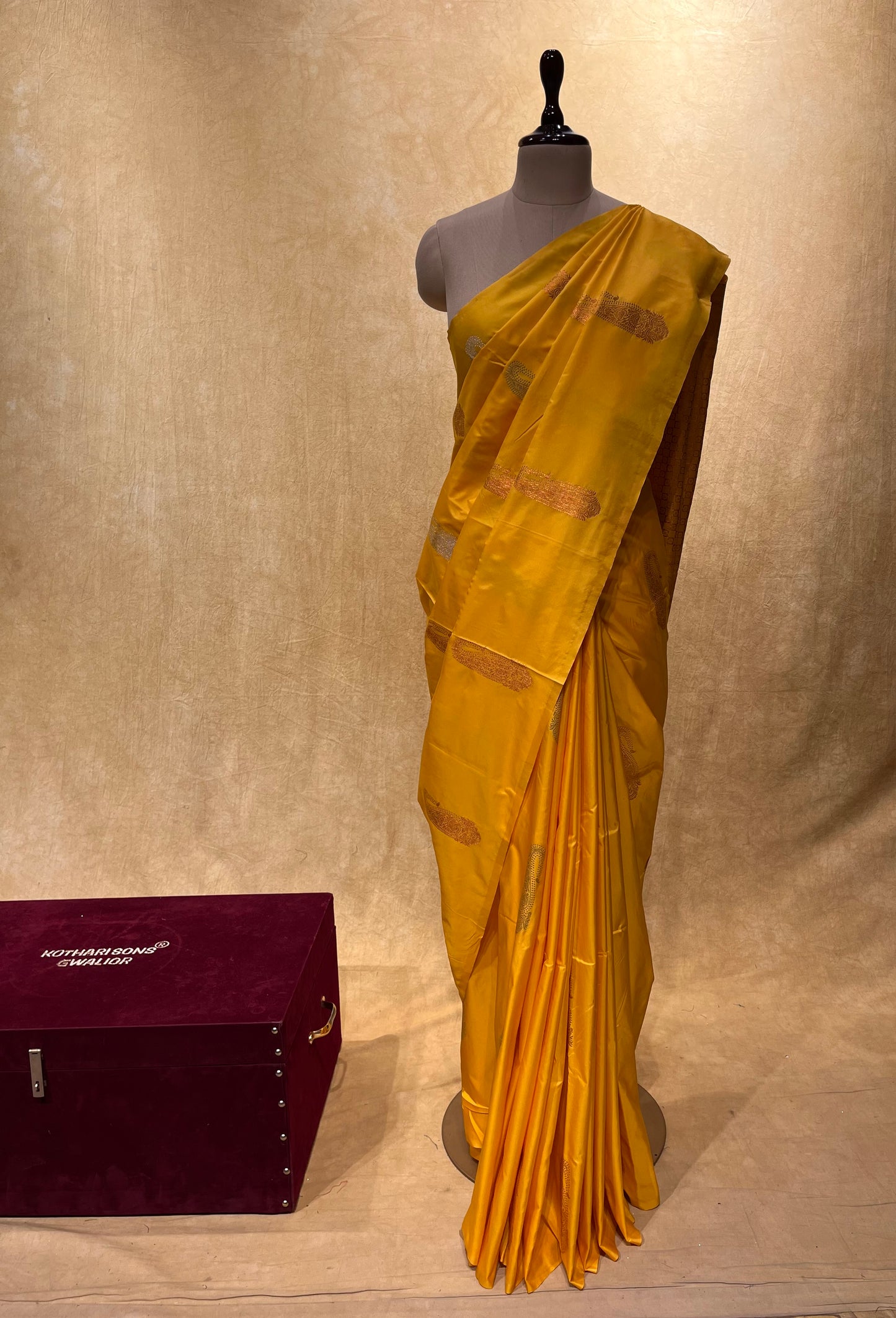 MUSTARD COLOR SEMI SILK KANJIVARAM SAREE EMBELLISHED WITH ZARI WEAVES