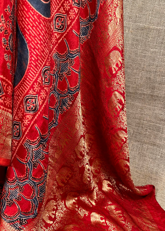 RED COLOUR MODAL SILK ZARI BORDER & PALLU SAREE