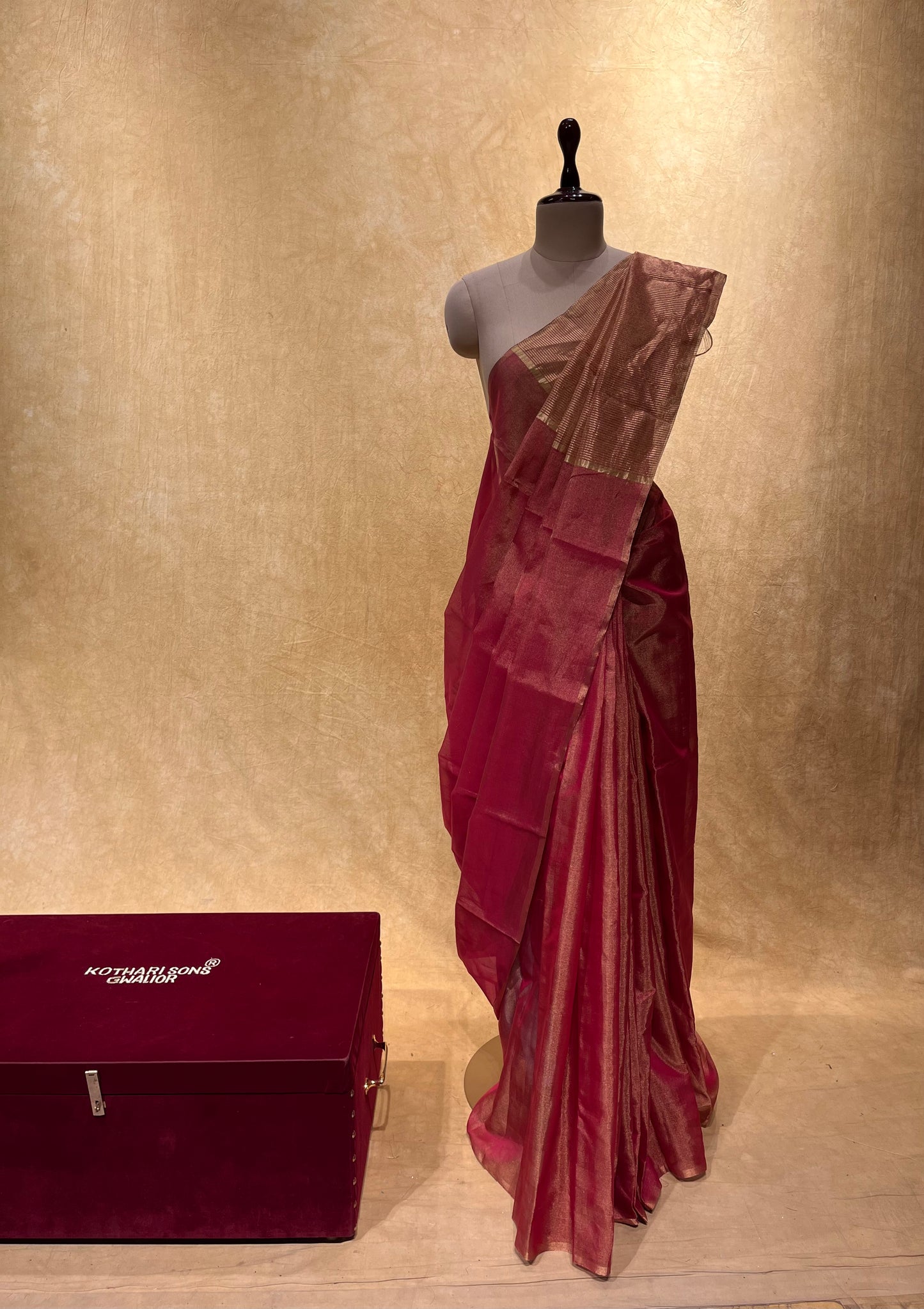 GAJARI COLOUR CHANDERI TISSUE HANDLOOM SAREE EMBELLISHED WITH ZARI WEAVES