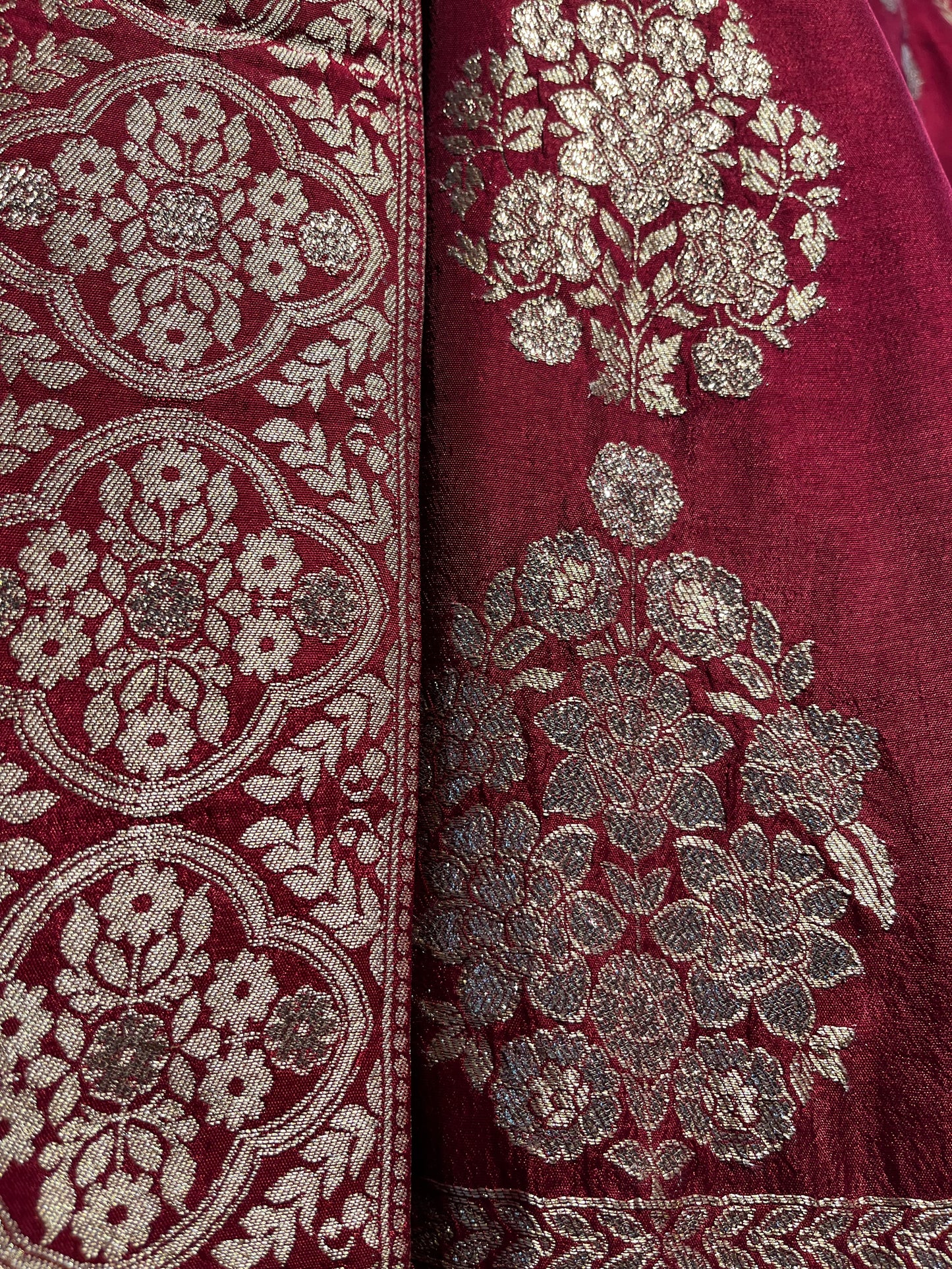 ( DELIVERY IN 25 DAYS ) MAROON COLOUR BANARASI SILK LEHENGA WITH UNSTITCHED BLOUSE EMBELLISHED WITH ZARI WEAVES