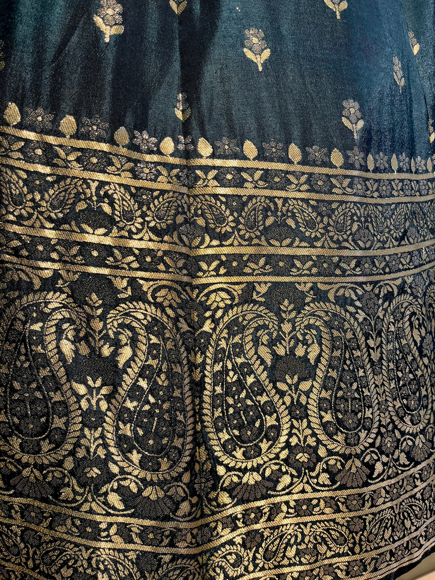 ( DELIVERY IN 25 DAYS ) TEAL BLUE COLOUR BANARASI SILK LEHENGA WITH UNSTITCHED BLOUSE EMBELLISHED WITH ZARI WEAVES