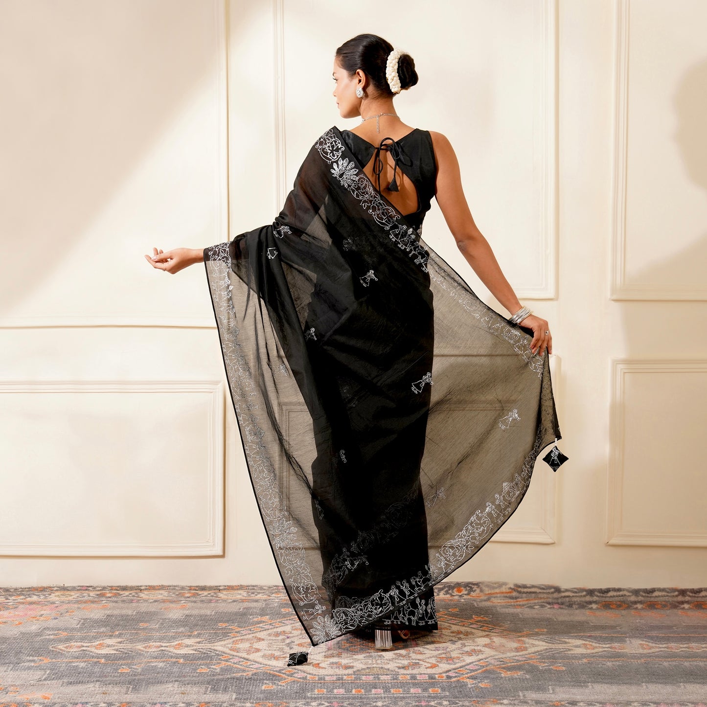 BLACK COLOUR CHANDERI SAREE WITH BARAAT BORDER EMBROIDERED IN SILVER ZARI
