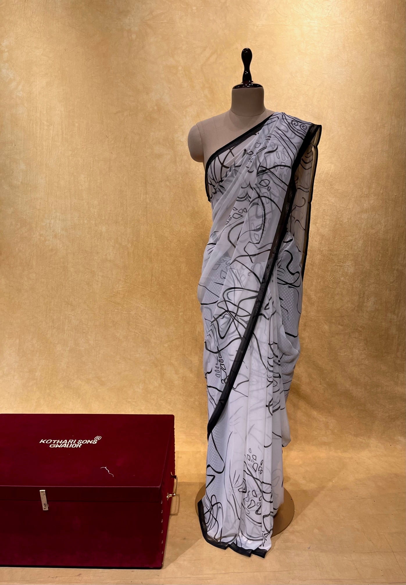 WHITE COLOUR PRINTED GEORGETTE SAREE