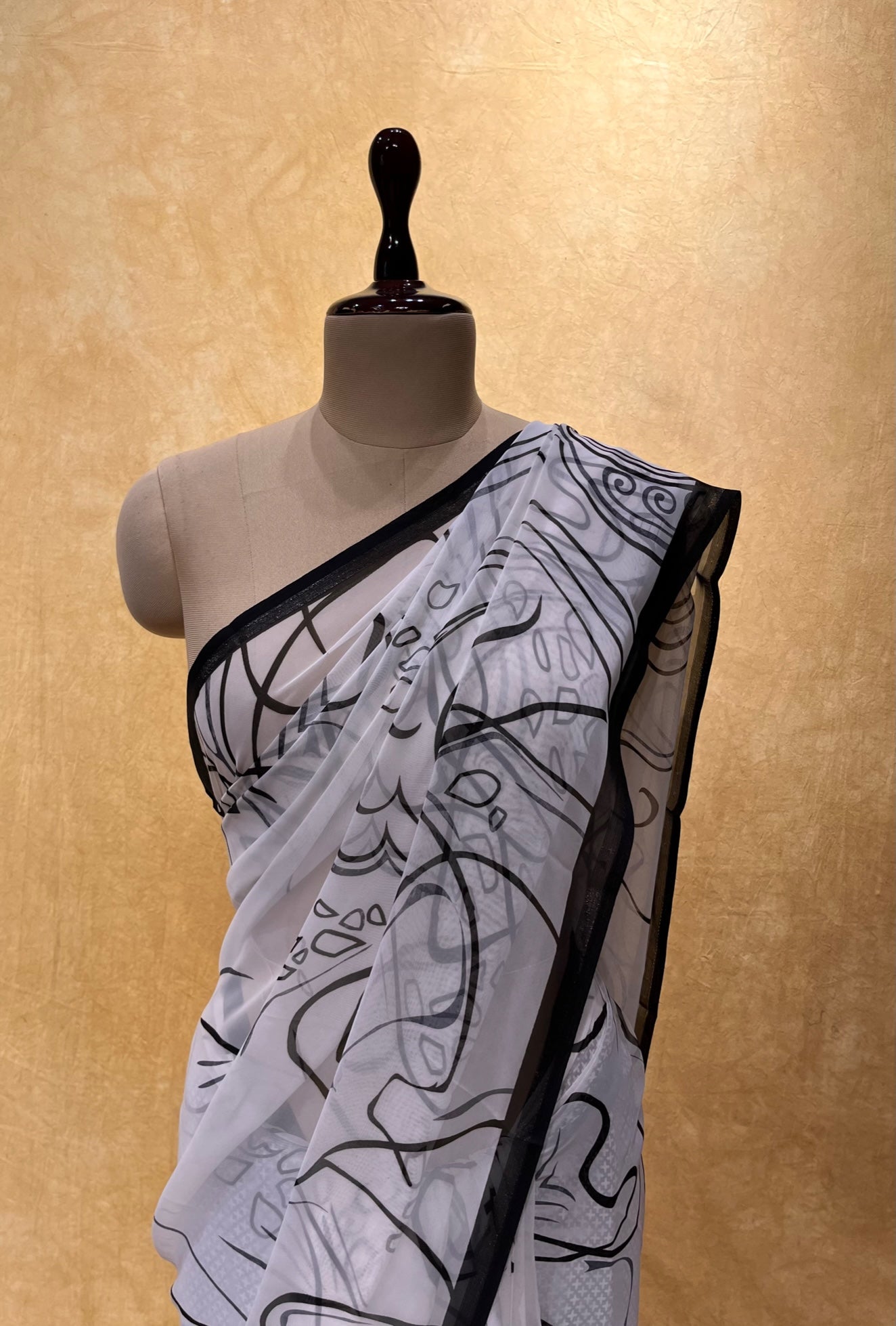 WHITE COLOUR PRINTED GEORGETTE SAREE