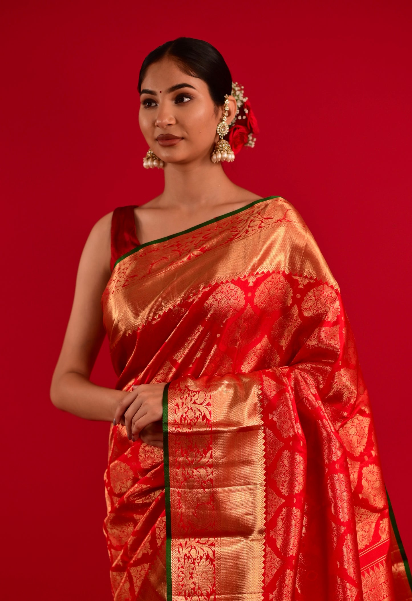 RED COLOUR PURE KANJIVARAM SILK SAREE EMBELLISHED WITH ZARI WEAVEEY25 DAY)Y25