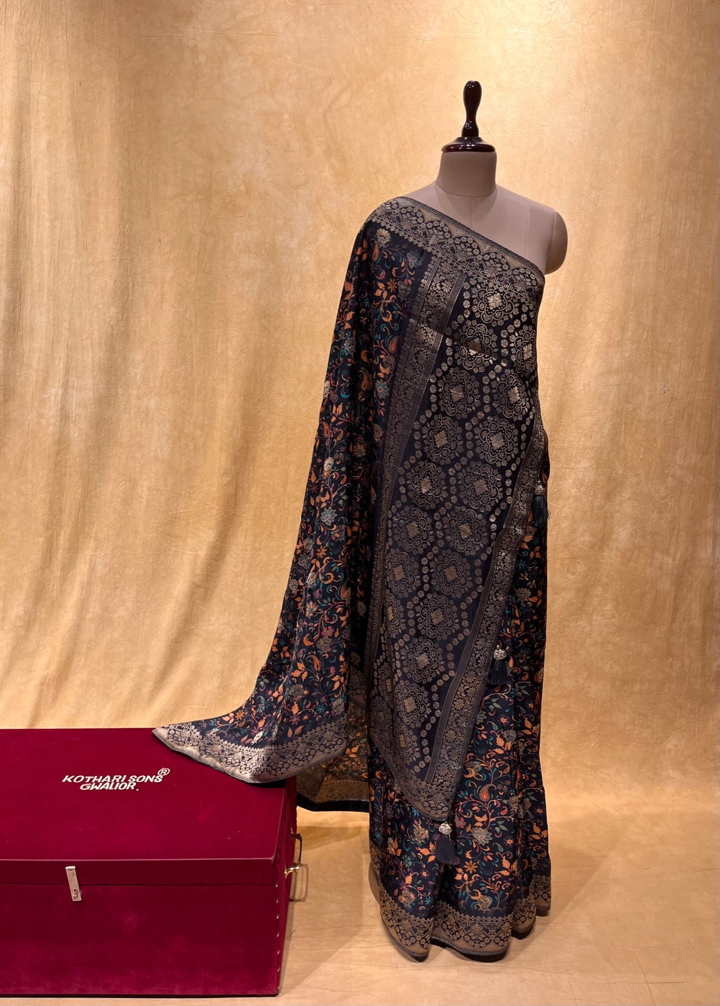 (DELIVERY IN 25 DAYS) BLACK COLOUR DOLA SILK SAREE EMBELLISHED WITH ZARI BORDER
