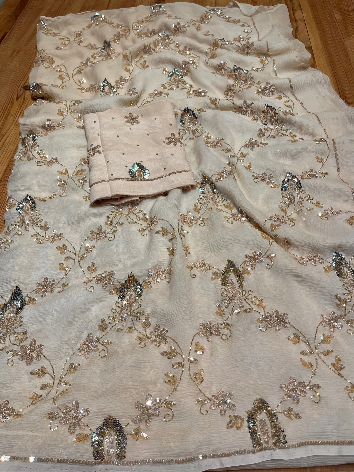 ( DELIVERY IN 30 DAYS ) IVORY COLOUR PURE CHIFFON HAND EMBROIDERY SAREE