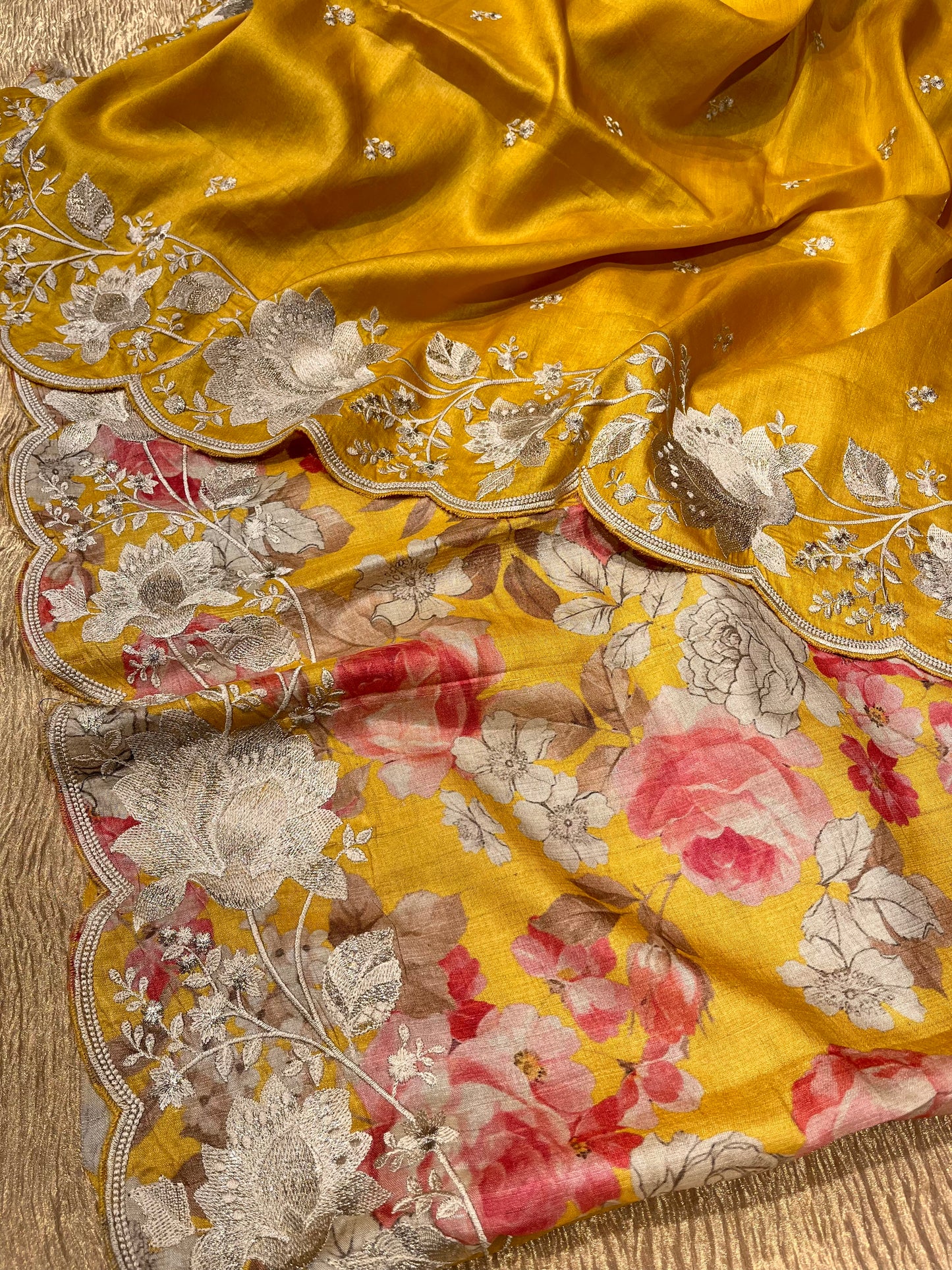 MUSTARD COLOUR TUSSAR EMBROIDERED SARRE WITH PRINTED BLOUSE EMBELLISHED WITH RESHAM WORK