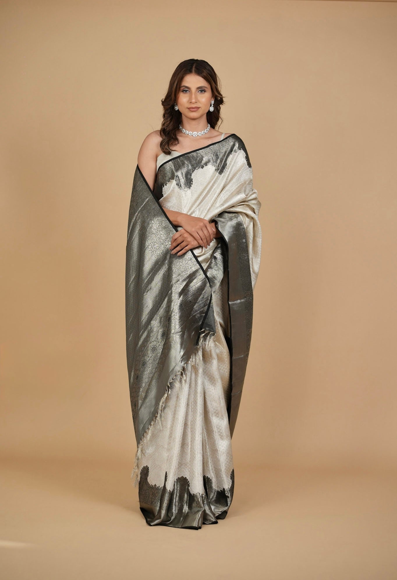 IVORY BROCADE PURE KANJIVARAM SILK SAREE WITH BLACK BORDER, PALLA & BLOUSE