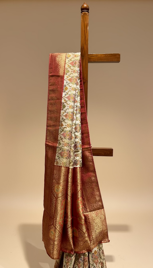 IVORY COLOUR GEORGETTE SILK SAREE WITH ZARI BORDER PALLA AND RANGKAT BLOCK MOTIFS HIGHLIGHTED WITH EMBROIDERY