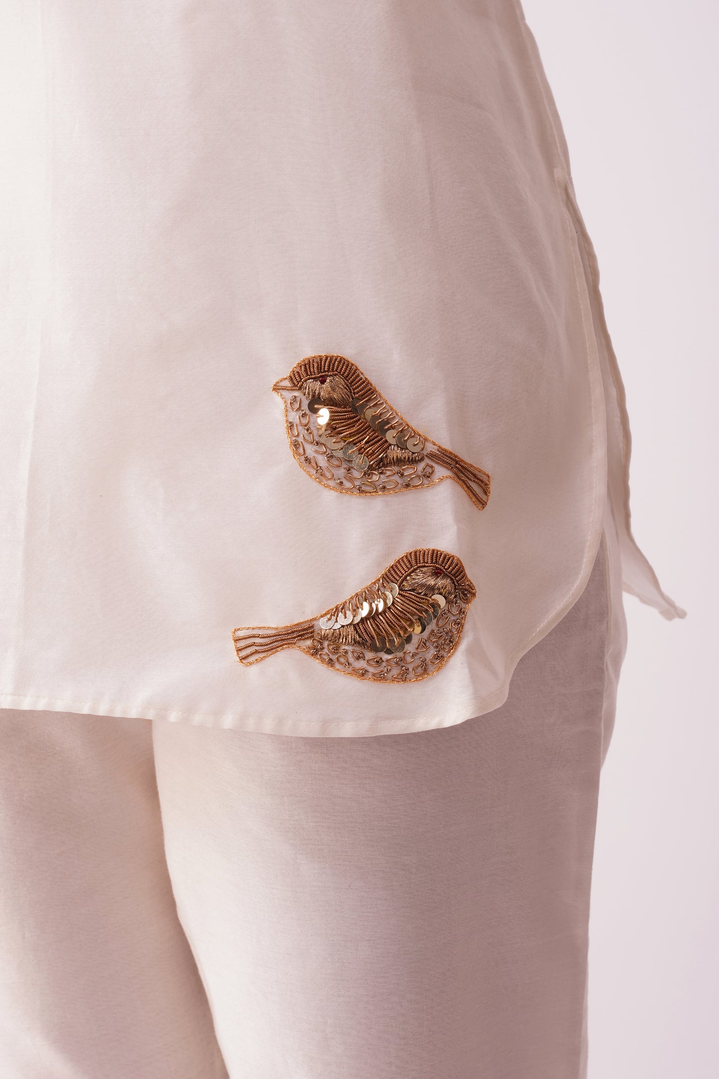 ( DELIVERY IN 25-30 DAYS ) WHITE COLOUR CHANDERI SILK CO-ORDS SET EMBELLISHED WITH ZARDOZI EMBROIDERY BY SIDDHAIKA
