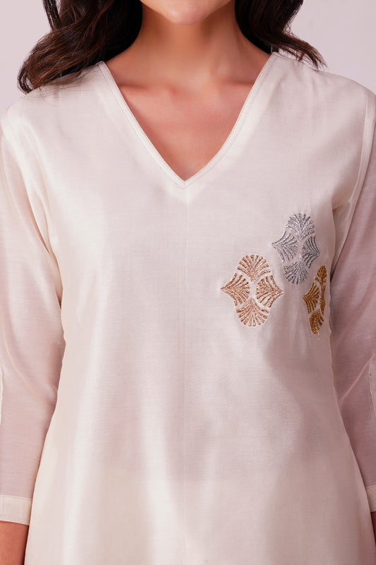 ( DELIVERY IN 25-30 DAYS ) WHITE COLOUR CHANDERI SILK CO-ORDS SET EMBELLISHED WITH ZARI EMBROIDERY BY SIDDHAIKA