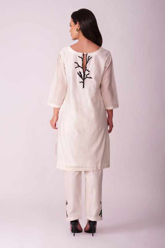 ( DELIVERY IN 25-30 DAYS ) WHITE COLOUR CHANDERI SILK CO-ORDS SET BY SIDDHAIKA