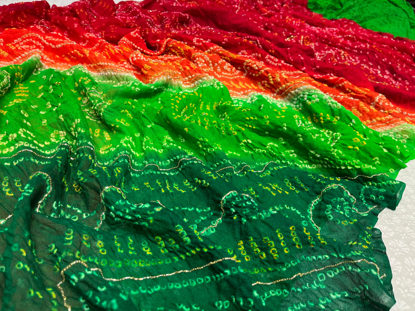 SHADED PURE OJARIYA BANDHANI EMBROIDERED SAREE EMBELLISHED WITH CUTDANA WORK