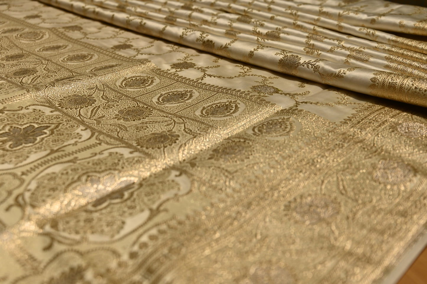 IVORY COLOUR BANARASI SATIN SAREE
