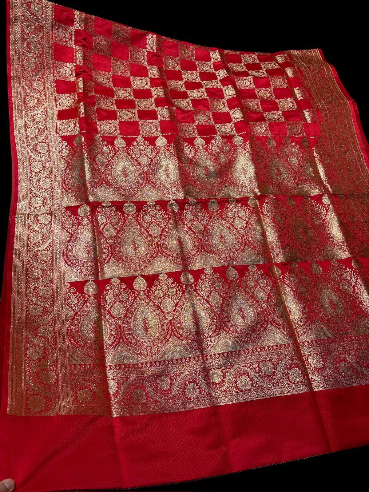 RED COLOUR BRIDAL BANARASI SATIN SAREE