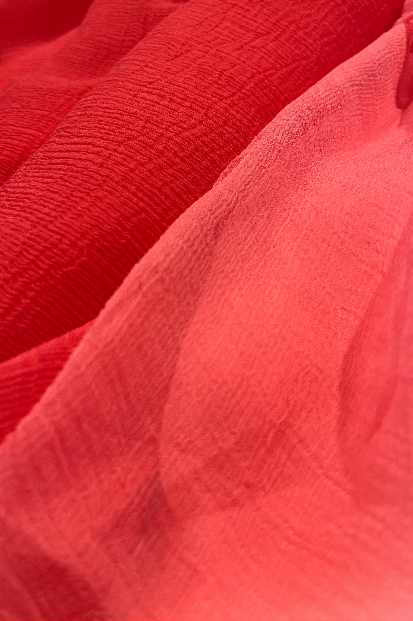 RED SHADED CHIFFON SAREE WITH MATCHING BLOUSE - LIGHTWEIGHT & ELEGANT