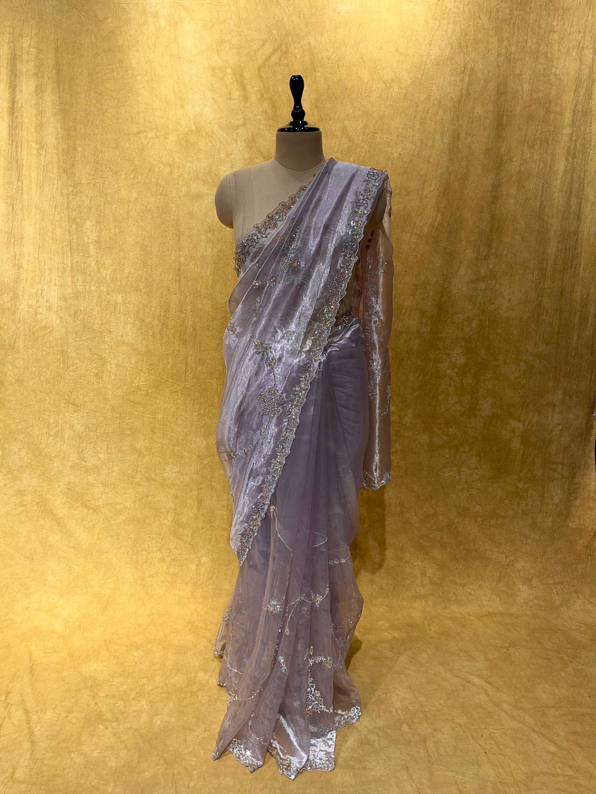 (DELIVERY IN 30 DAYS) LAVENDER COLOUR ORGANZA SAREE WITH CUT DANA WORK