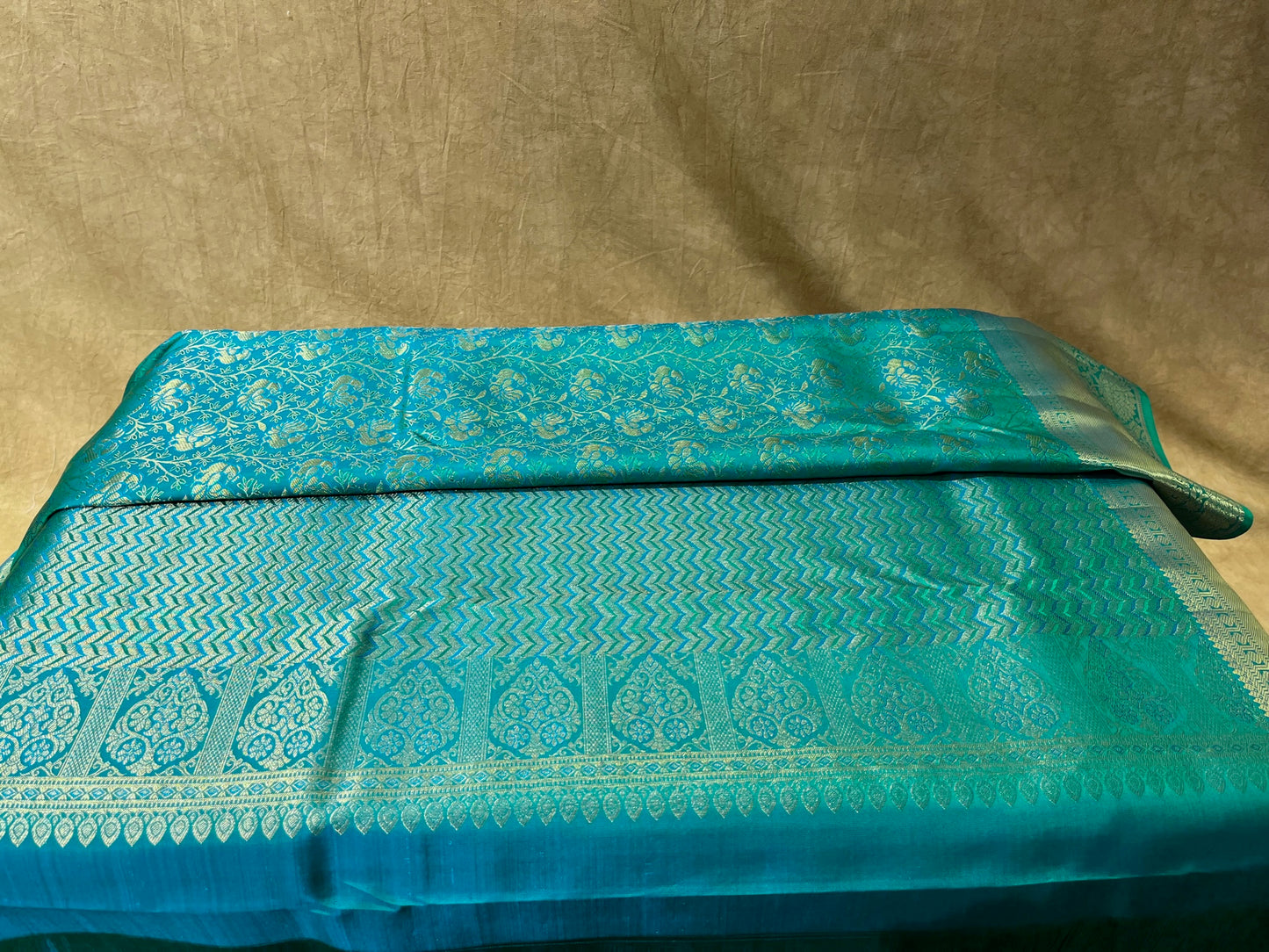 AQUA BLUE COLOUR KANJIVARAM SILK SAREE WITH ZARI WEAVE