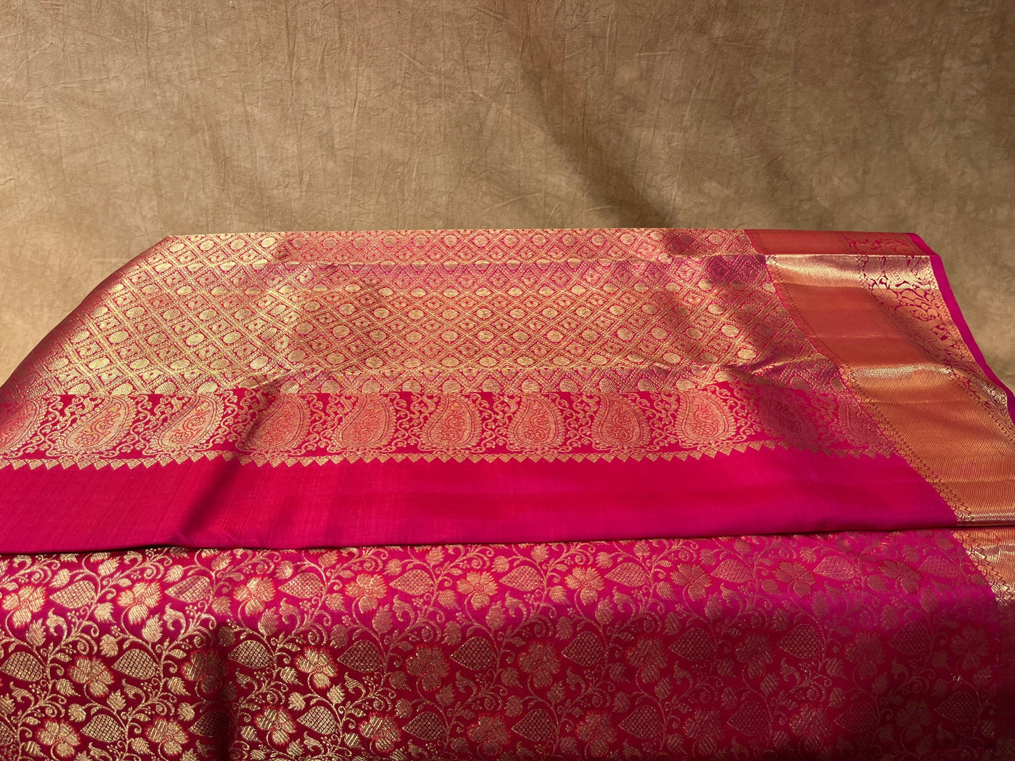 RANI COLOUR KANJIVARAM SILK SAREE HIGHLIGHT WITH ZARI WEAVE
