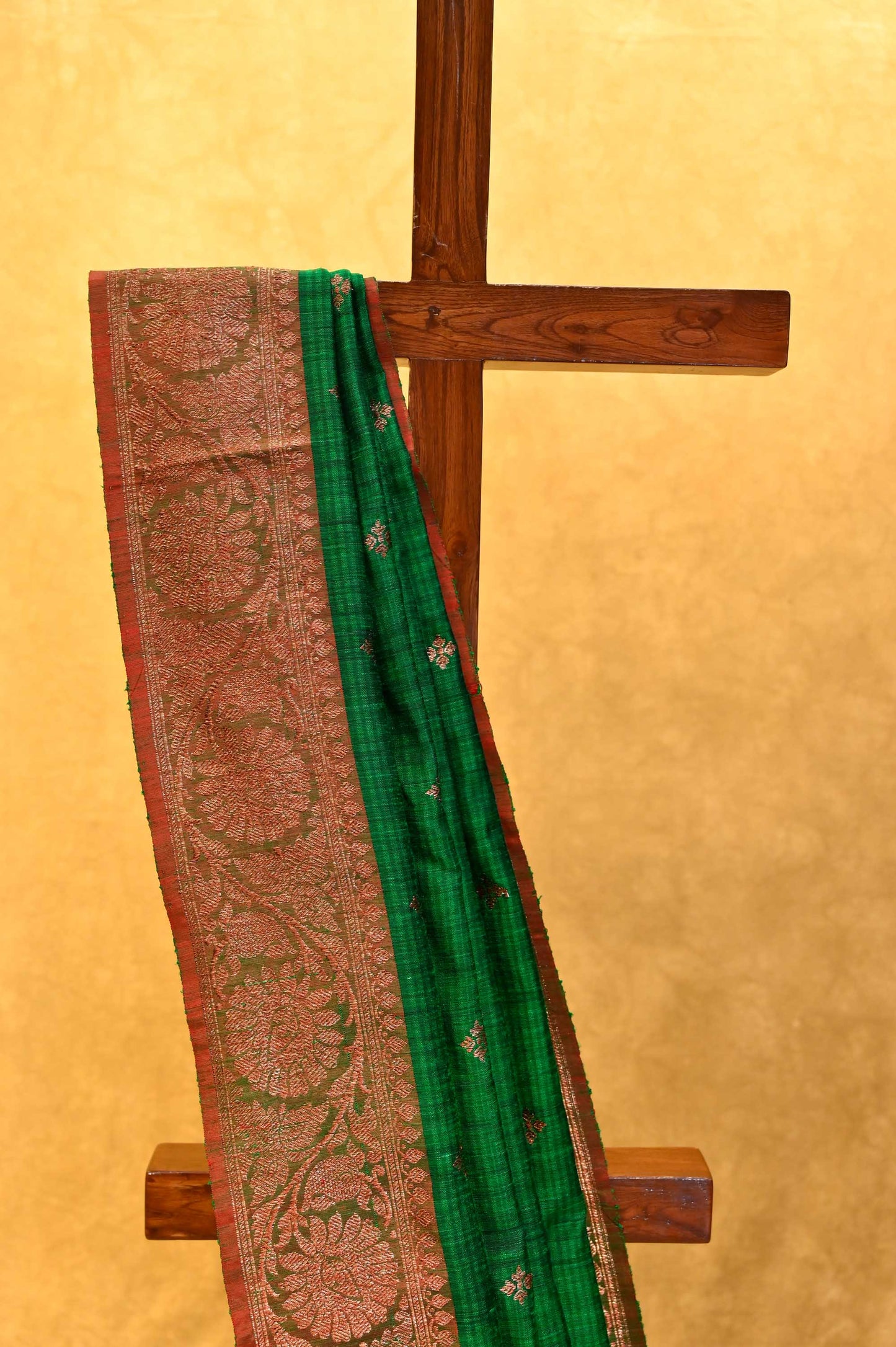 GREEN RAW SILK SAREE WITH ANTIQUE ZARI BORDER - Kothari Sons