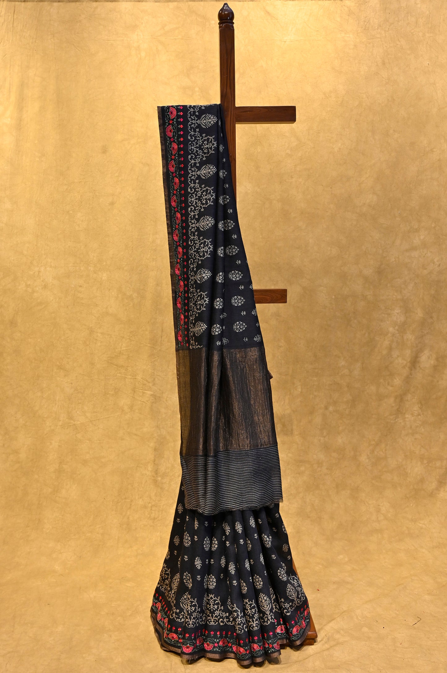 BLACK MUNGA TUSSAR SAREE WITH RESHAM EMBROIDERY BORDER - Kothari Sons