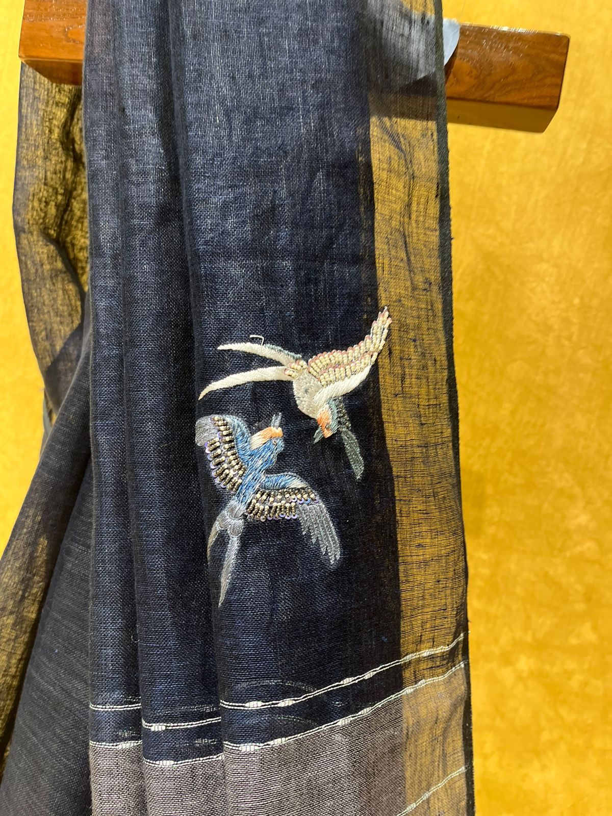 LINEN NAVY BLUE COLOUR SAREE WITH HAND EMBROIDERED WORK