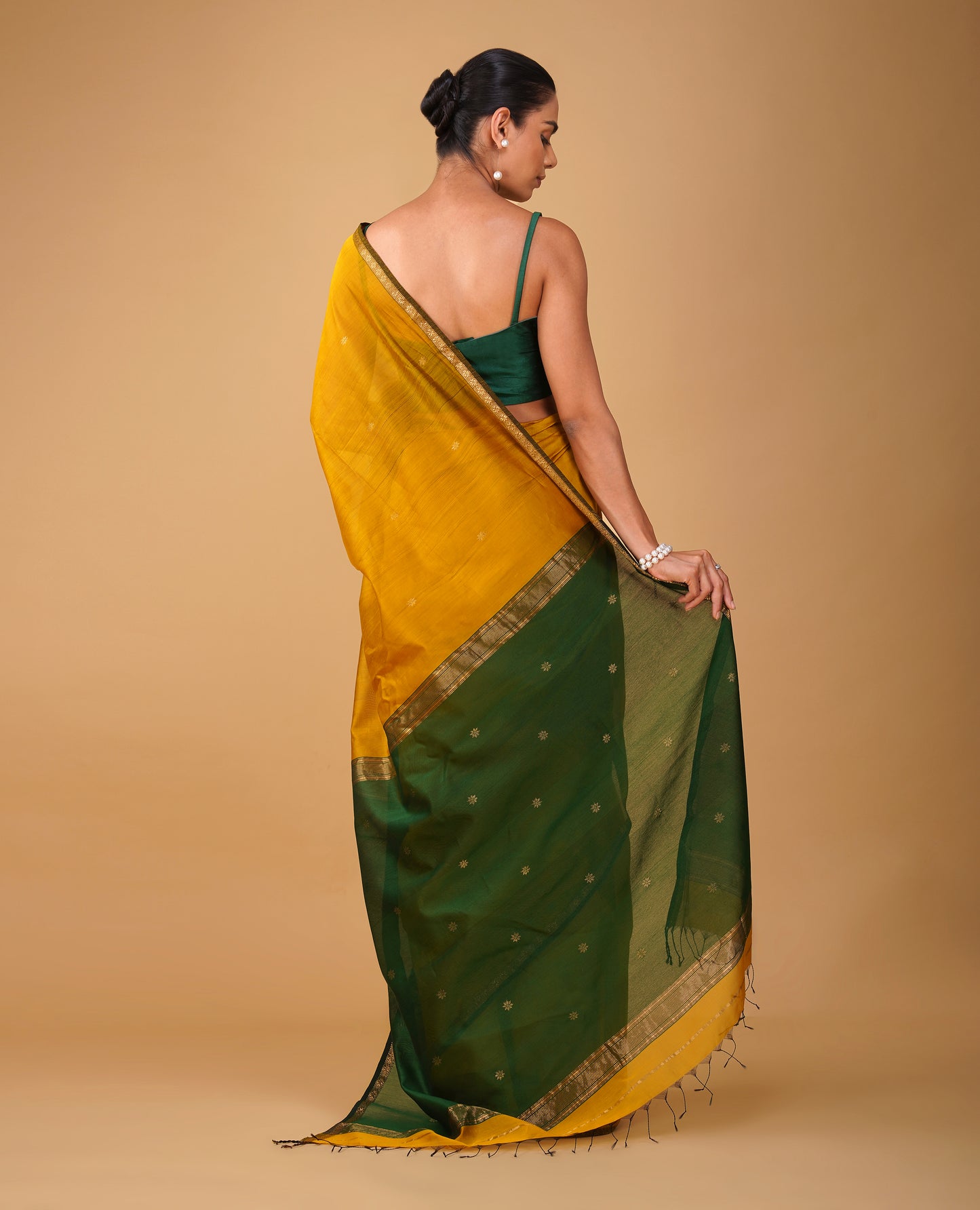MUSTARD MAHESHWARI SAREE WITH BOTTLE GREEN CONTRAST PALLA & BLOUSE